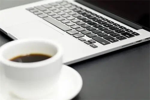 法律好选什么专业